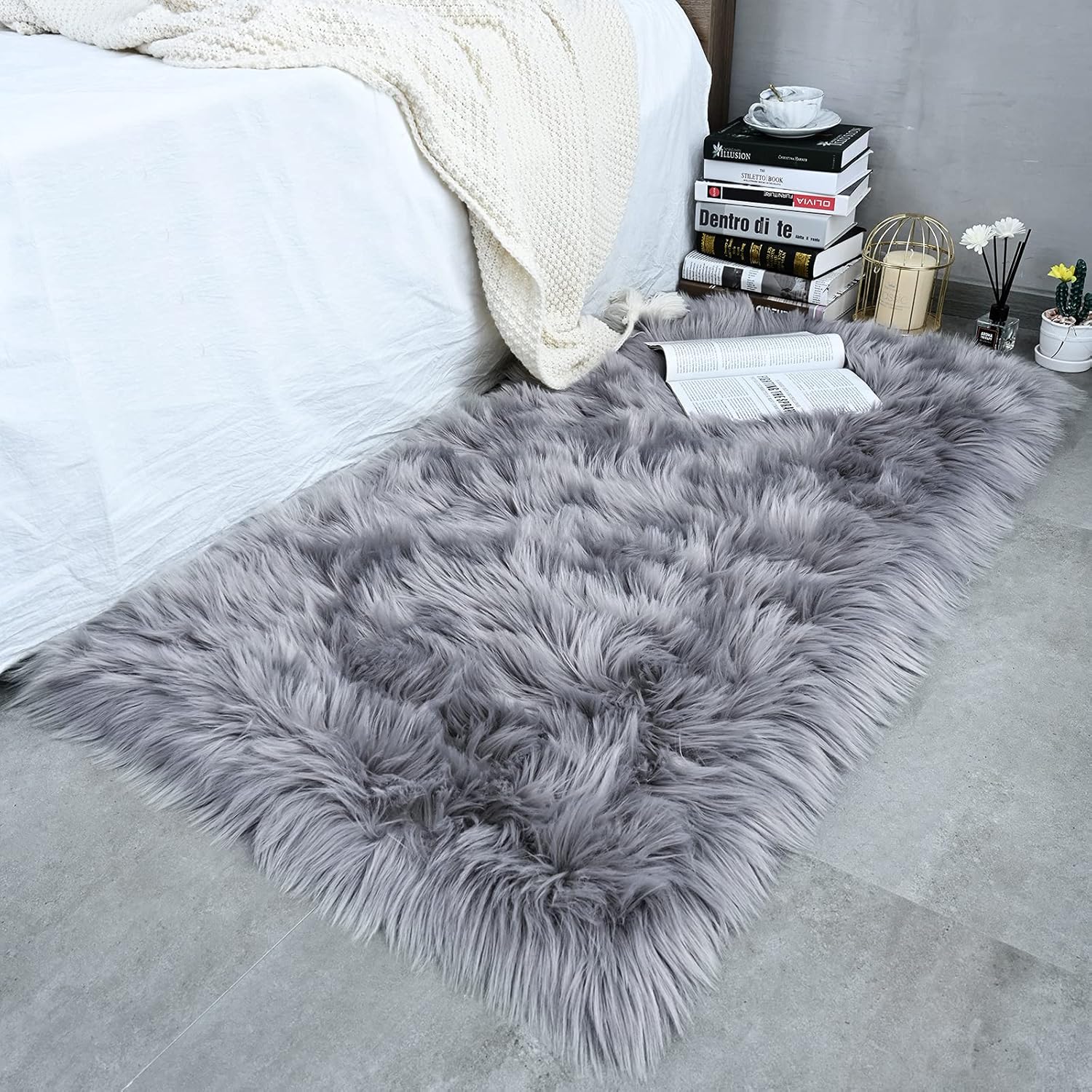 ISEAU Soft Faux Fur Fluffy Area Rug, Luxury Fuzzy Sheepskin Carpet Rugs for Bedroom Living Room, Shaggy Silky Plush Carpet Bedside Rug Floor Mat, 2ft x 4ft, Gray