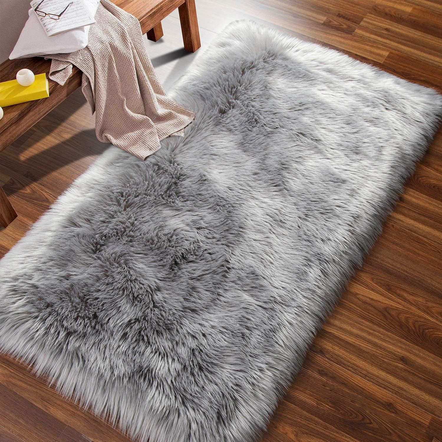 ISEAU Soft Faux Fur Fluffy Area Rug, Luxury Fuzzy Sheepskin Carpet Rugs for Bedroom Living Room, Shaggy Silky Plush Carpet Bedside Rug Floor Mat, 2ft x 4ft, Gray